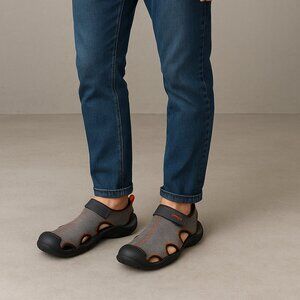 Crocs Swiftwater Mesh Sandals Gray Orange Men’s Size m9 Water Shoes